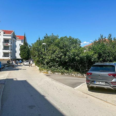Beachfront Apartments Providenca With Free Parking Макарська Екстер'єр фото