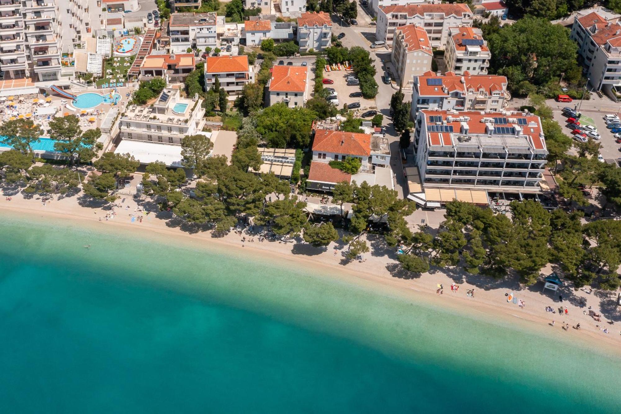 Beachfront Apartments Providenca With Free Parking Макарська Екстер'єр фото
