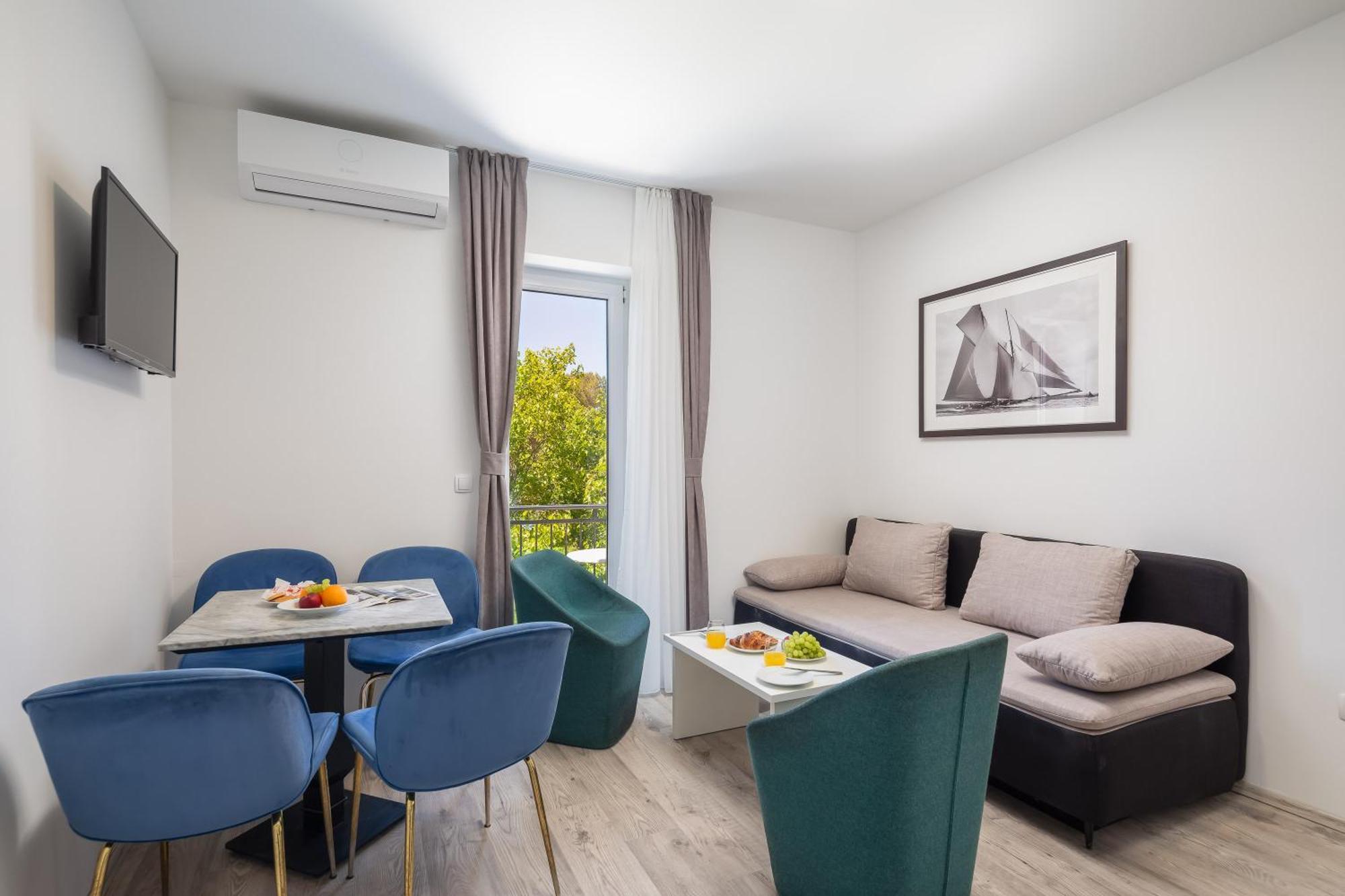 Beachfront Apartments Providenca With Free Parking Макарська Номер фото