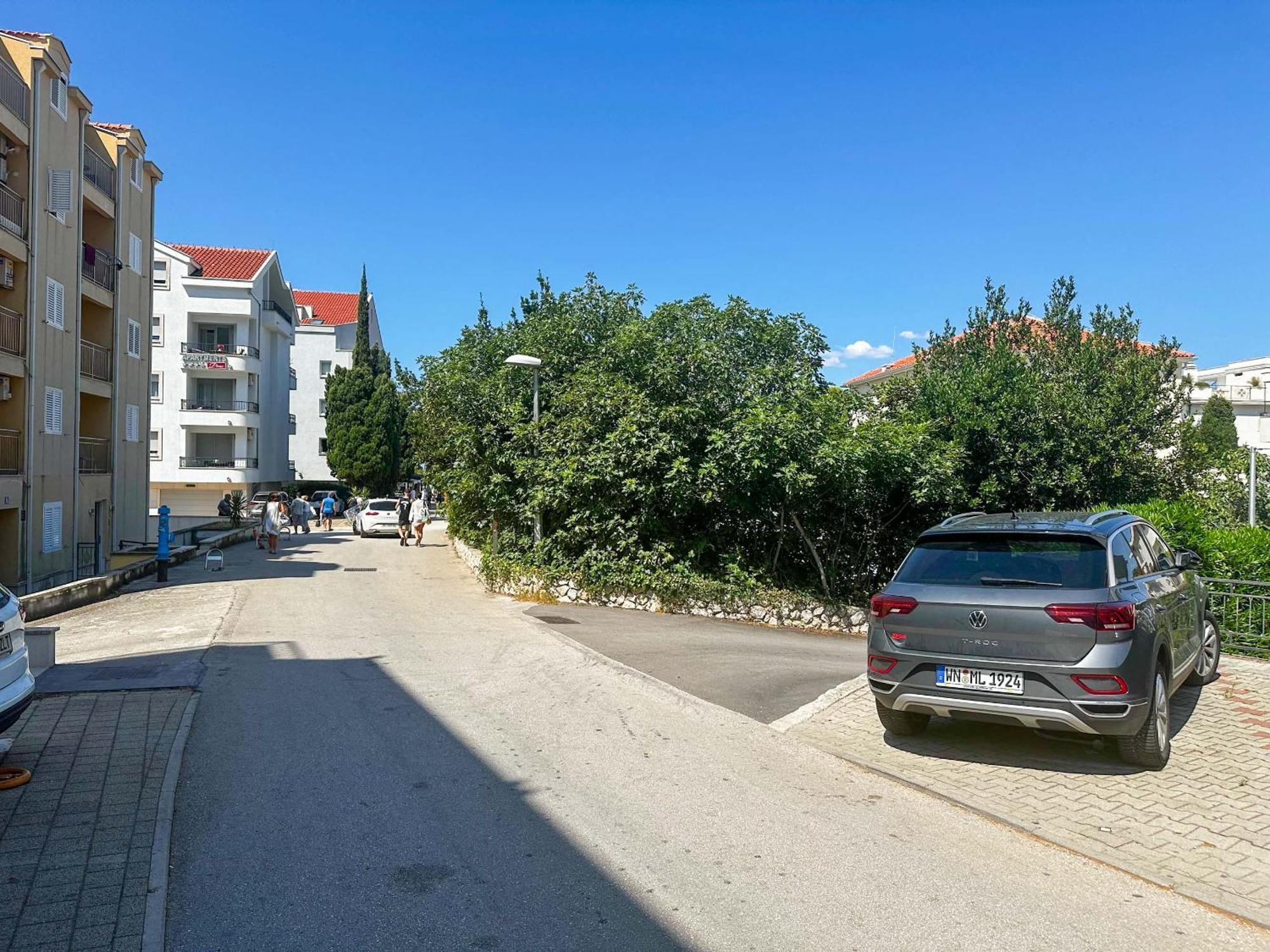 Beachfront Apartments Providenca With Free Parking Макарська Екстер'єр фото